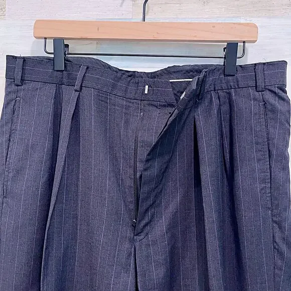 Southwick Bespoke Striped 3 Button Suit Gray Wool Mens 44R 36x31 Pleated Pants